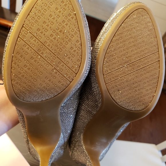 Metallic heels - Picture 5 of 5